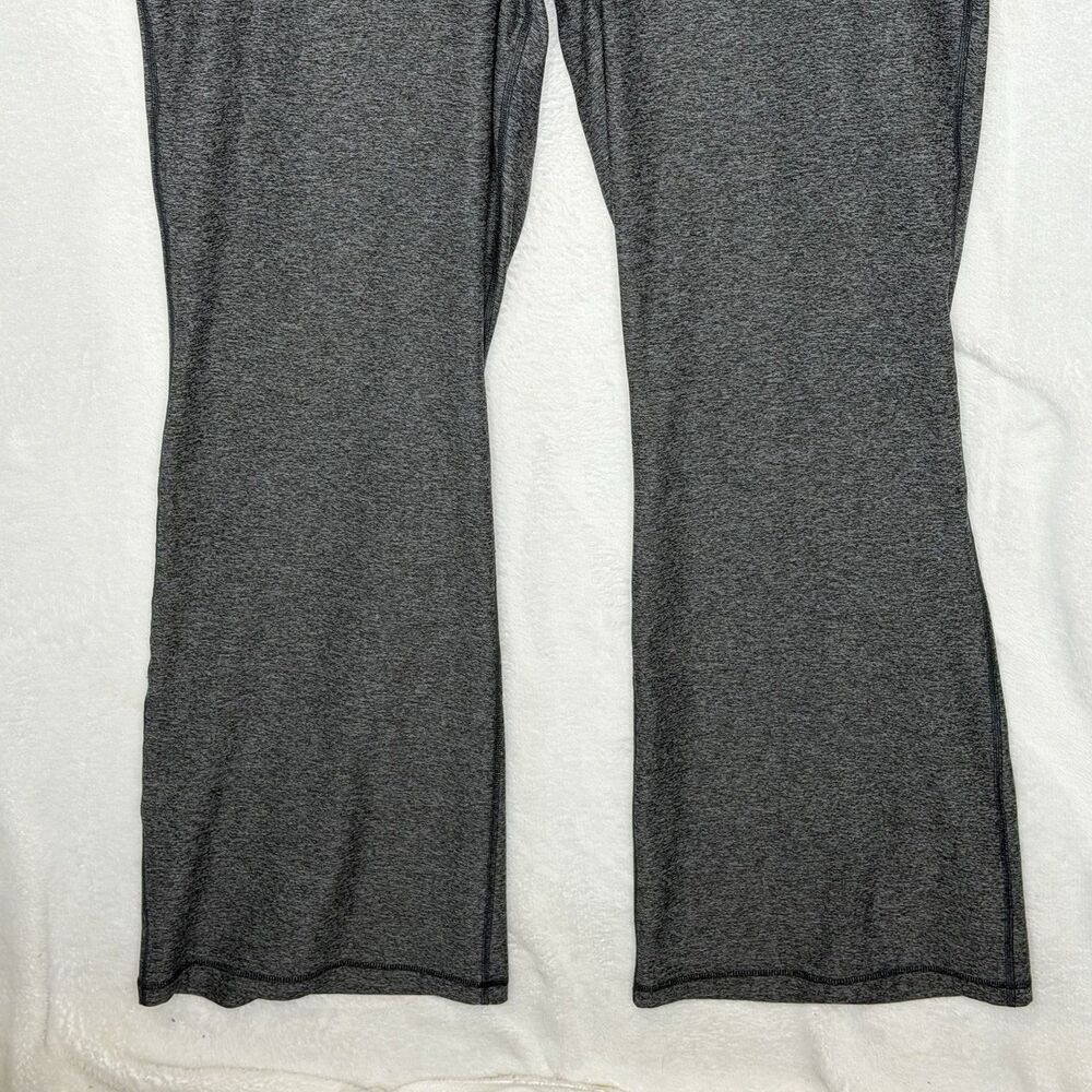 Old Navy Women's High-Waisted CloudComfy Flare Leggings Gray Size XXL Athleisure - Picture 5 of 15